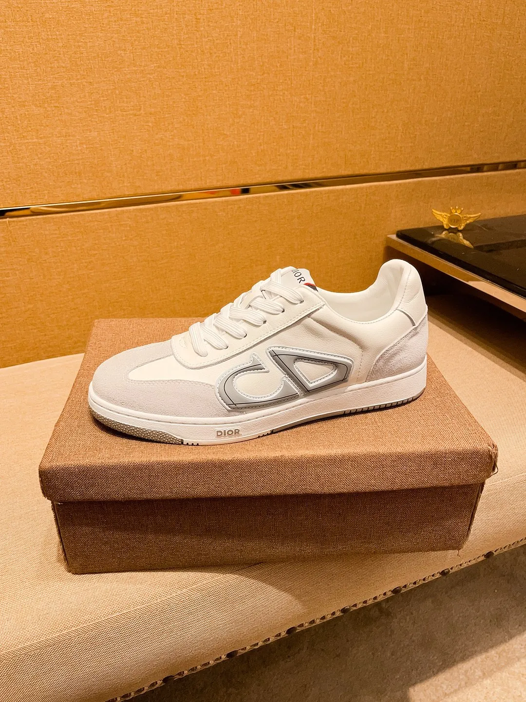 Men's shoes 💰 420💰【Dior】🔥 High-end men's shoes brand official website 1:1 latest masterpiece: the upper is made of Italian imported first-layer cowhide with a comfortable and breathable lining➕original non-slip and wear-resistant outsole🔥, making walking more convenient and comfortable! An exclusive new model, a stunning work, a beautiful 1:1 replica [color] compared to the official quality! Create a fashionable personality to set off your uniqueness! A must-have for trendy men! Classic 🔥Size: 38-44 Color: 🔥 2⃣️colors available🔥.